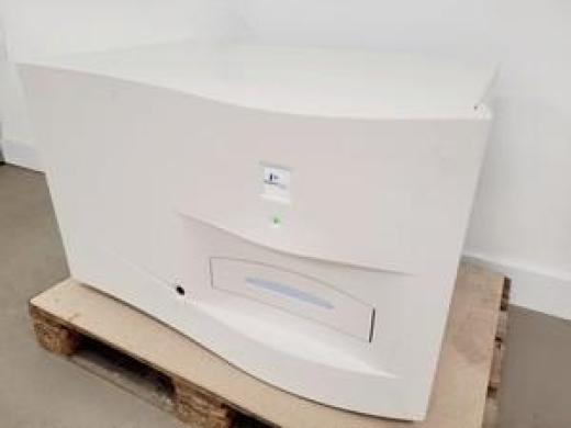 Perkin Elmer ProXPRESS 2D Proteomic Imaging System Lab-cover