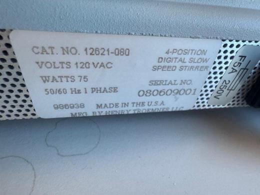 VWR Advanced Slow Speed Stirrer-cover