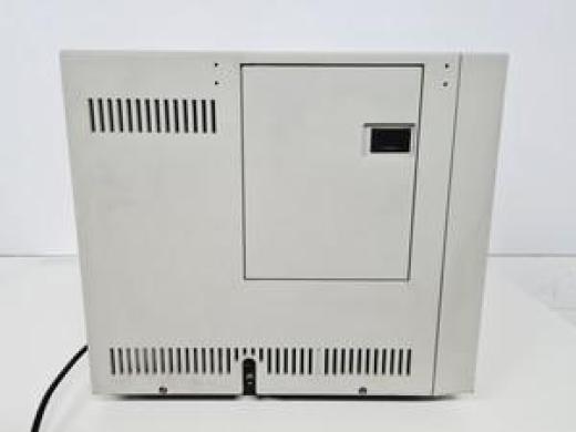 Hewlett Packard 5890 Series II Gas Chromatograph Lab-cover