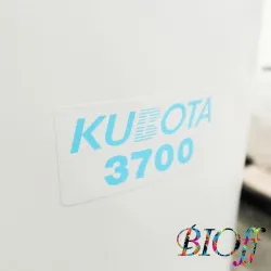 Kubota 3700 Refrigerated Microcentrifuge with Angle Rotor AF-2724A, 3 of 6