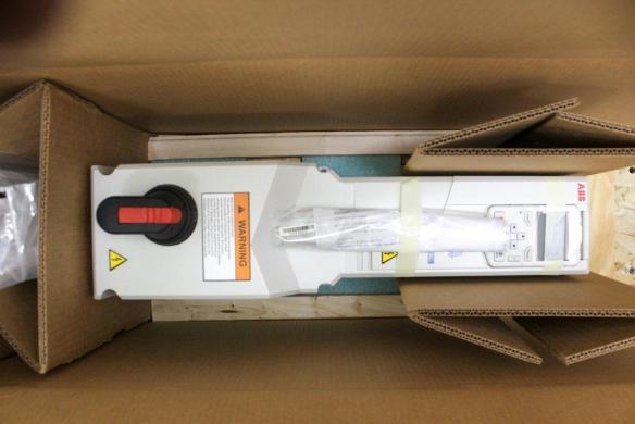 ABB ACH580-PCR-03A0-4 Industrial Voltage and Frequency Controller 400/460V 50/60Hz-cover