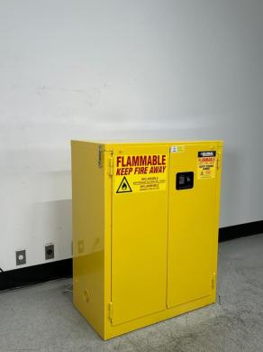 Global 28 Gal. Flammable Storage Cabinet-cover