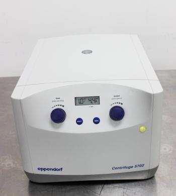 Eppendorf 5702 Benchtop Centrifuge with A-4-38 Rotor, Max Speed 4,400 RPM-cover