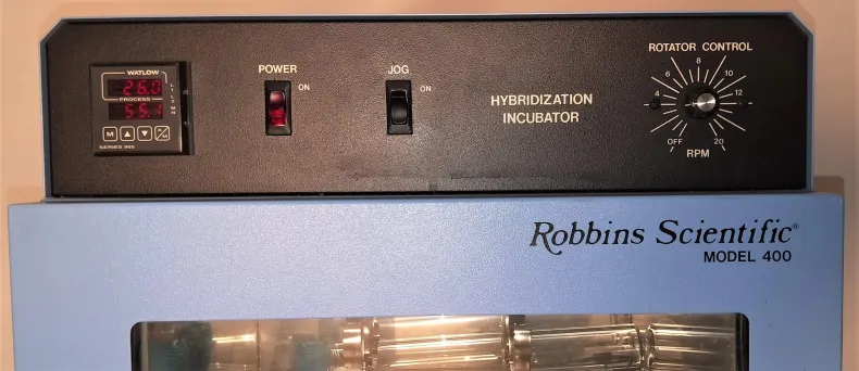 Robbins 400 Hybridization Incubator