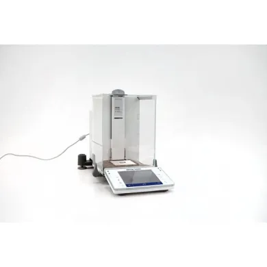 Mettler Toledo XPE105 DR Analytical Balance with 41/120g Capacity and 0.01/0.1 mg Readability