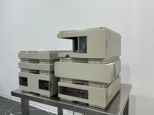 HP 1100 Series High-Performance Liquid Chromatography (HPLC) System with Modular Components, 2 of 4