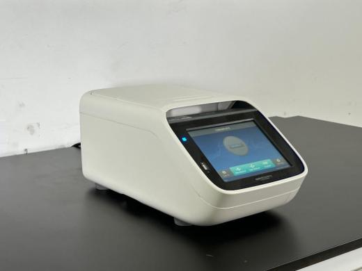 Applied Biosystems SimpliAmp 96-Well PCR Thermal Cycler with Touchscreen Interface-cover