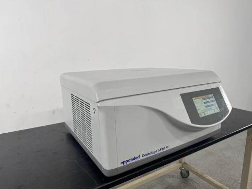 Eppendorf 5910 Ri Refrigerated Benchtop Centrifuge with Temperature Control-cover