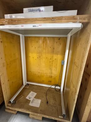 Terra Universal WhisperFlow Fan Filter Unit Model 6601-24-H for Cleanrooms-cover