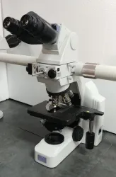 Nikon Eclipse E400 Multihead Compound Microscope with Teaching System, 2 of 12