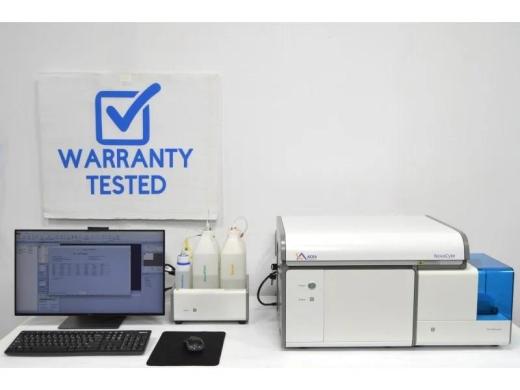 Agilent ACEA NovoCyte 3000 Flow Cytometer with NovoSampler and Fluidics Station-cover