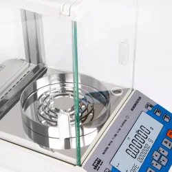 Radwag AS 220.R1 PLUS Analytical Balance, 4 of 14