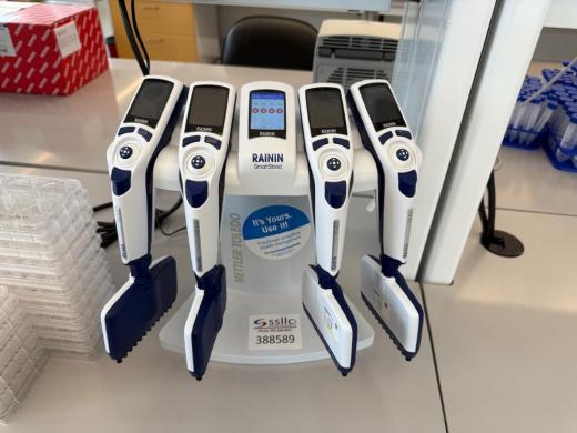 Rainin E4 XLS Multichannel Electronic Pipettes (Quantity 4)-cover