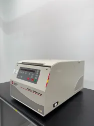 Beckman Coulter Allegra X-22R Refrigerated Benchtop Centrifuge with Swing Bucket Rotor, 3 of 4