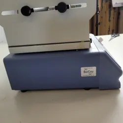 Stuart SSM1 Mini Orbital Shaker with Holder, 2 of 3