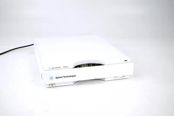 Agilent G1379B 1200 HPLC Series Degasser