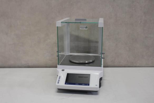 Mettler Toledo ME403TE Analytical Balance-cover