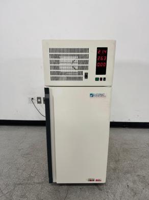 LiCONiC Instruments Laboratory Incubator for Cell Culture and Biotech Applications-cover