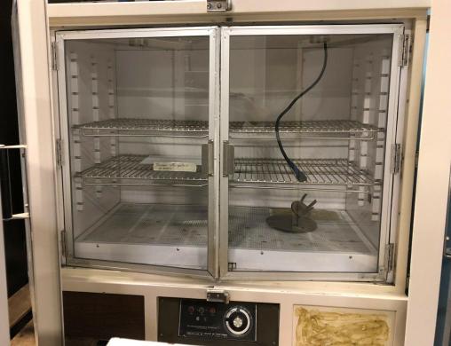 Blue-M Stabil-Therm Dry Type 300A Bacteriological Incubator (10 Cu-Ft)-cover