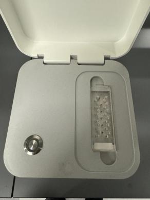 Bioanalyzer Microfluidic Electrophoresis Instrument for Nucleic Acid Analysis-cover