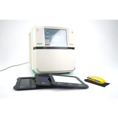 Bio-Rad ChemiDoc MP Multiplex Fluorescence Imaging System with Blue, White, and UV Tray