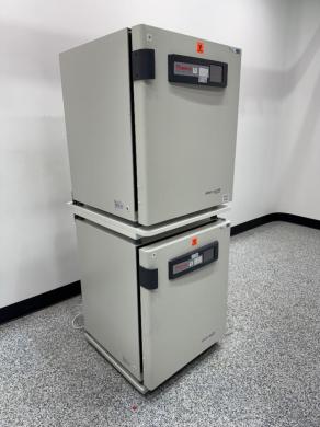 Thermo Scientific Heracell VIOS 250i CO2 Incubators - Quantity 2-cover