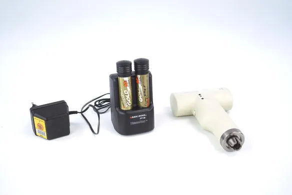 Agilent Electronic Crimper 11 mm 5183-4763 with Two Battery Packs and Charger