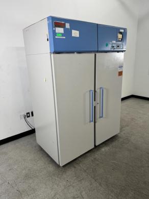 Thermo Scientific FRGL5004A24 Double Door Laboratory Refrigerator with Digital Temperature Control-cover