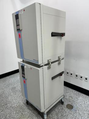Thermo HERAcell 150i Double Stack CO2 Incubator for Cell Culture and Bioprocessing-cover