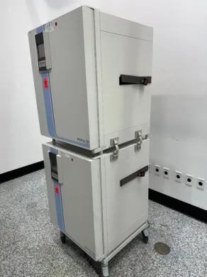 Thermo HERAcell 150i Double Stack CO2 Incubator for Cell Culture and Bioprocessing