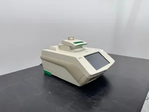 Bio-Rad C1000 Touch Thermal Cycler with 96-Well Block and Touchscreen Interface, 2 of 4
