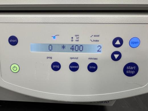 Eppendorf 5810 Centrifuge-cover
