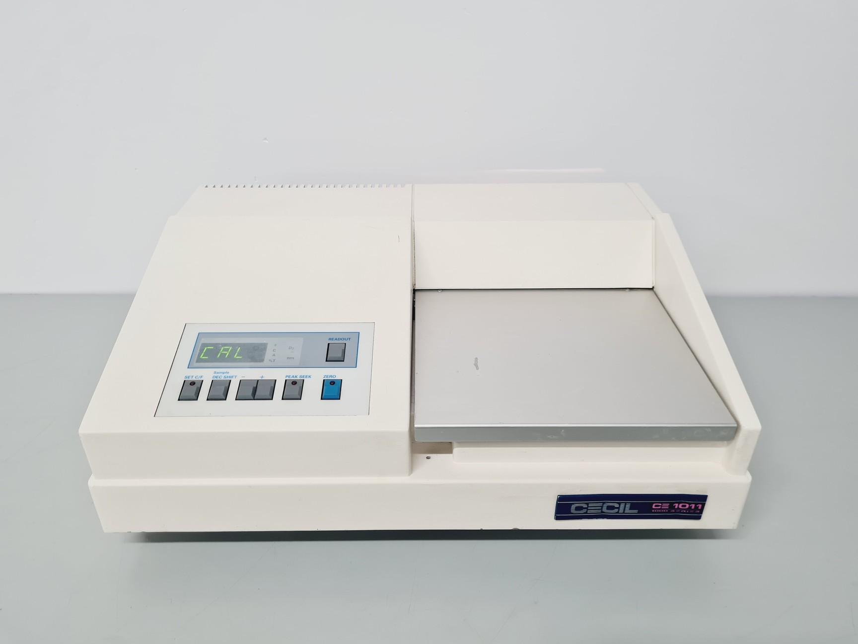 Cecil Model CE 1011 Spectrometer