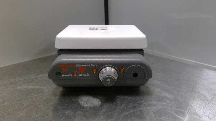 Corning PC-420 Heated Stir Plate with 6" x 7.5" Platform and Dial Controls for Stirring and Heating-cover