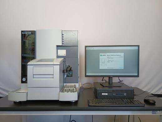 GE Biacore T200 Biomolecular Analyzer SPR system (2011, refurbished)-cover