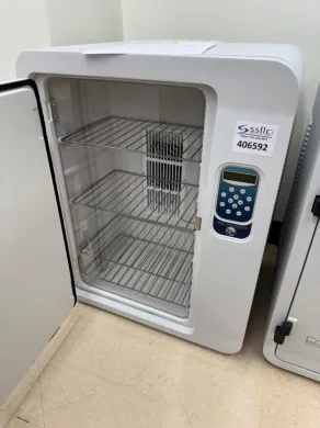 Torrey Pines Ecotherm IN45 Precision Chilling Incubator for Laboratory Temperature Control