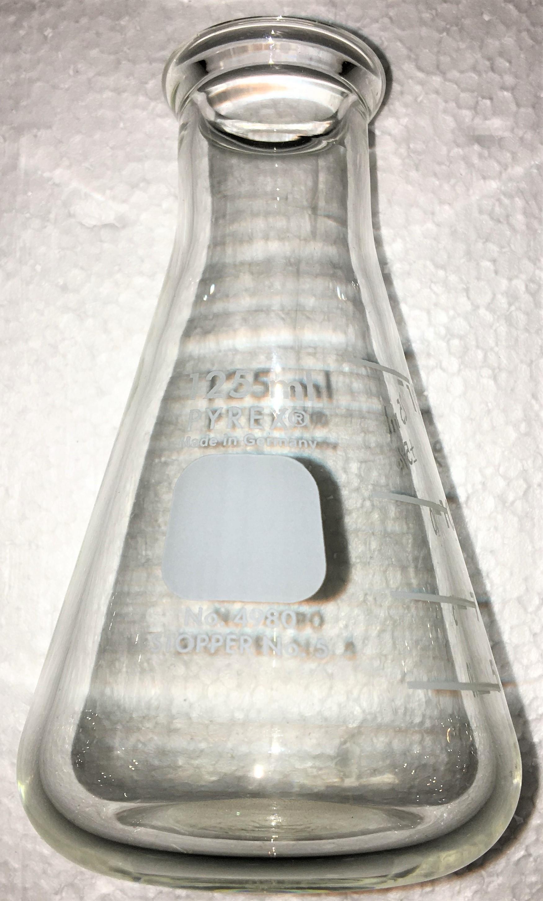 Corning PYREX 4980 125mL Narrow Mouth Erlenmeyer Flask with Heavy Duty Rim