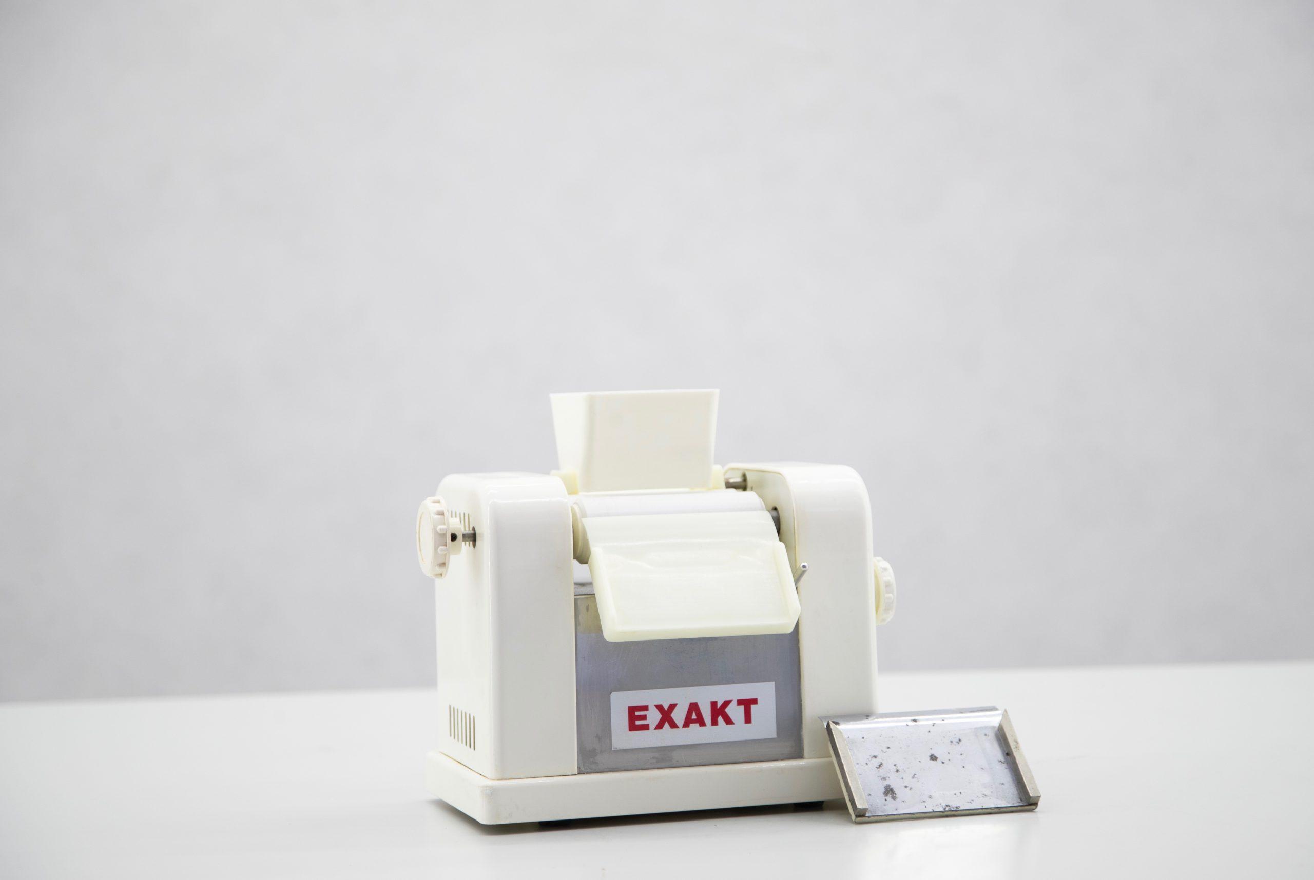 Exakt 35 Ointment Mill for Cream and Ointment Preparation