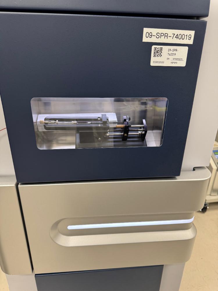 Bruker timsTOF Pro 2 Trapped Ion Mobility Mass Spectrometer with Elute UHPLC System