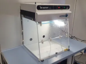 ERLAB Biocap RNA DNA Dynamic PCR Hood, 2 of 10