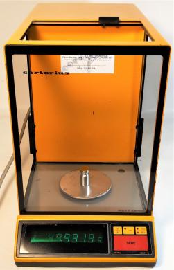 Sartorius 1712MP8 Analytical Balance, 162g x 0.1mg readability-cover