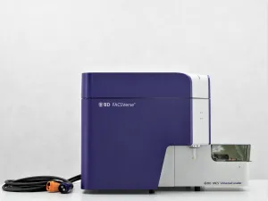 BD FACSverse Flow Cytometer, 3 of 7
