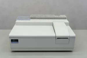 PerkinElmer Lambda 25 UV-Vis Spectrophotometer, 2 of 4
