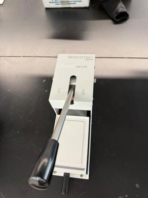 KBiosystems Ultraseal Cap-Lite Manual Microplate Sealer for Secure Plate Sealing-cover