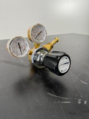 Fisherbrand Gas Regulator with Dual Pressure Gauges and Brass Construction-cover
