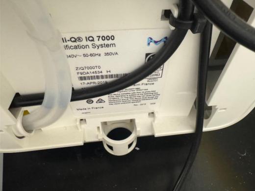 Millipore Milli-Q IQ 7000 Laboratory Water Purification System with Touchscreen Interface-cover