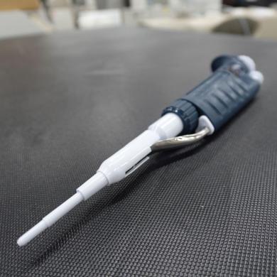 Gilson Pipetman P10 Micropipette Model F144055M Calibrated Used-cover