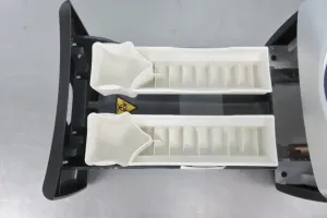 Invitrogen BenchPro 2100 Automated Plasmid Purification System for Maxiprep, 8 of 14