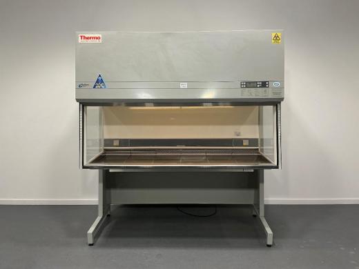 Thermo Electron Holten Laminair Microbiological Safety Cabinet Model 82077432-cover