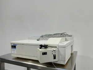 PerkinElmer Lambda 35 Dual-Beam UV/Vis Spectrophotometer with Fiber Optic Connectivity, 2 of 4